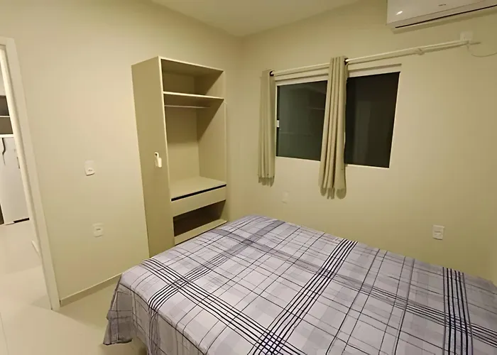 Residencial Brisa Do Mar 2 Apartamento Bombinhas